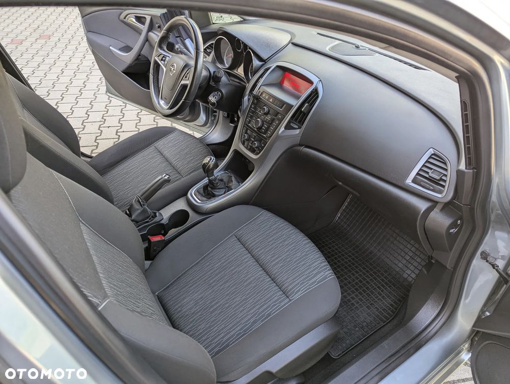 Opel Astra 1.4 T Sport - 28