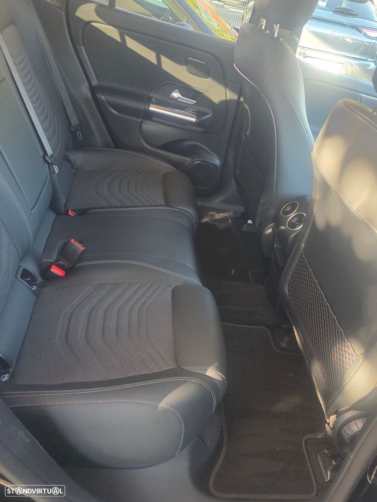 Mercedes-Benz EQA 300 4Matic Progressive - 28