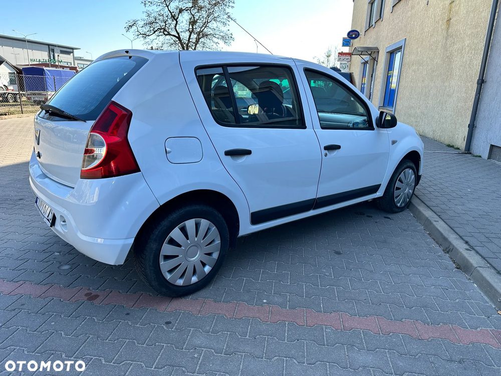 Dacia Sandero - 7