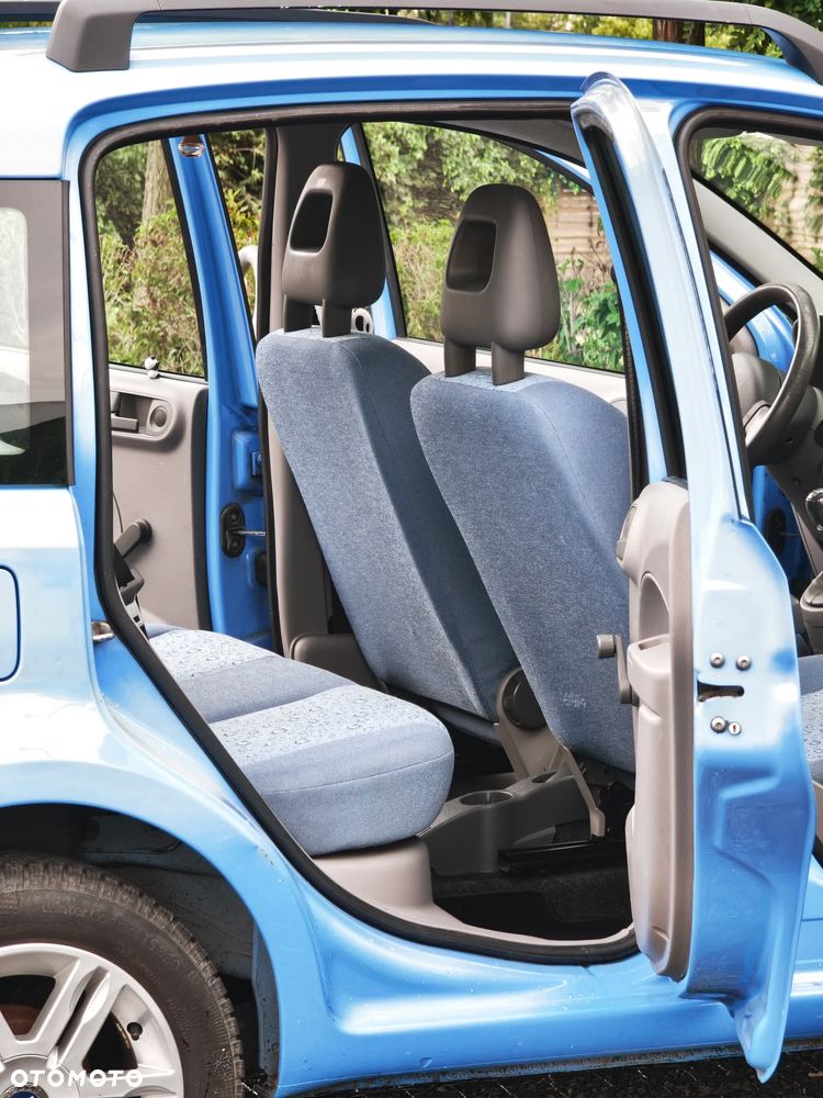 Fiat Panda 1.1 Active dla kobiet - 21