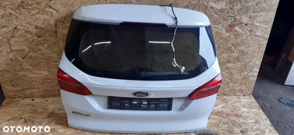Klapa tylna Ford Focus mk3 kod lakieru 5F biała - 2