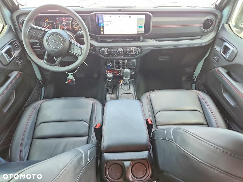 Jeep Wrangler - 9