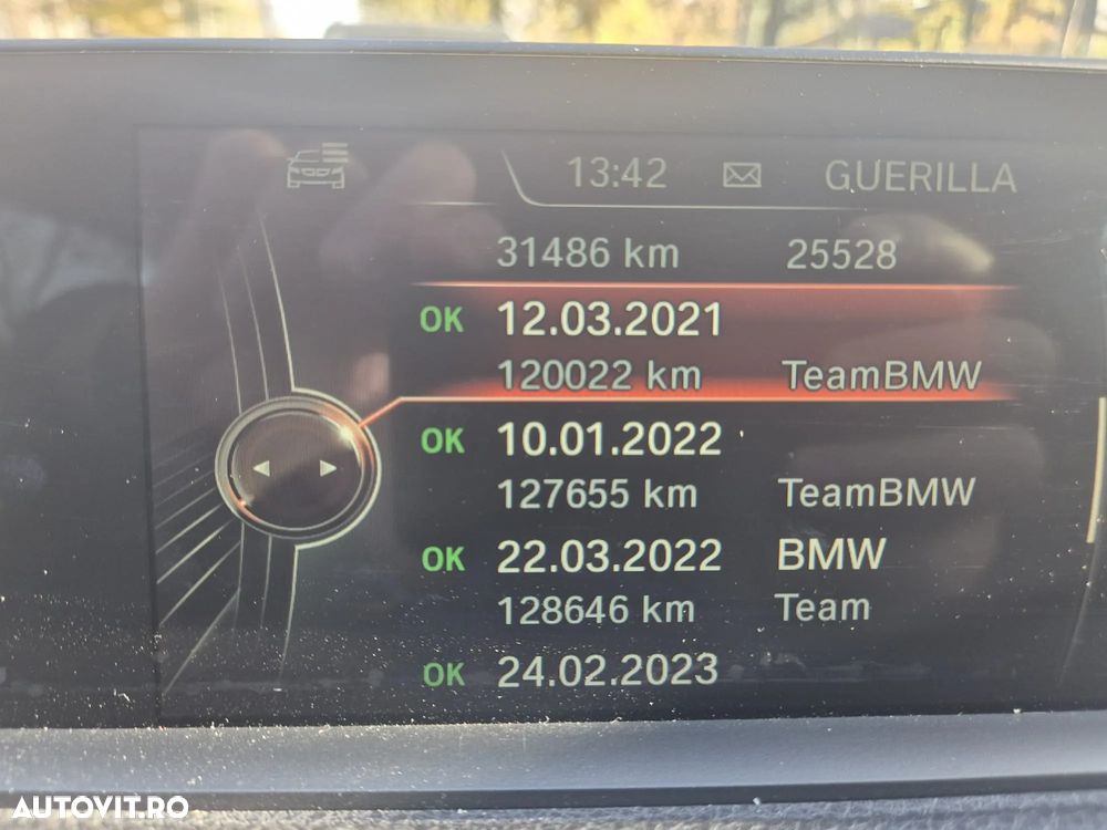 BMW Seria 3 320d Aut. xDrive - 12