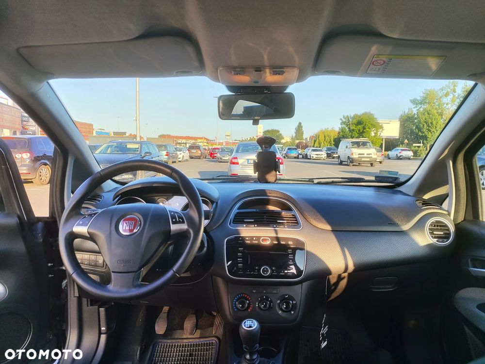 Fiat Punto Evo 1.4 8V Estiva Blue&Me Euro5 - 11