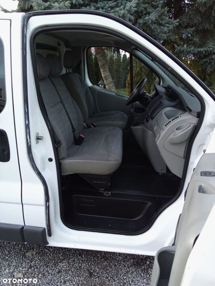 Renault Trafic - 14