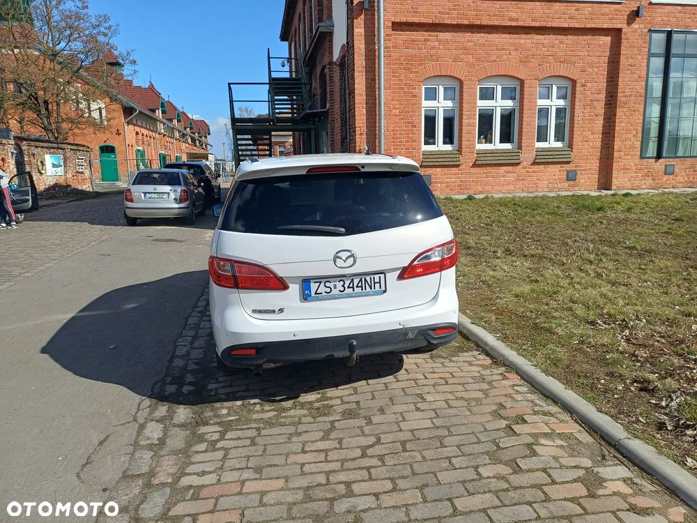 Mazda 5 - 6