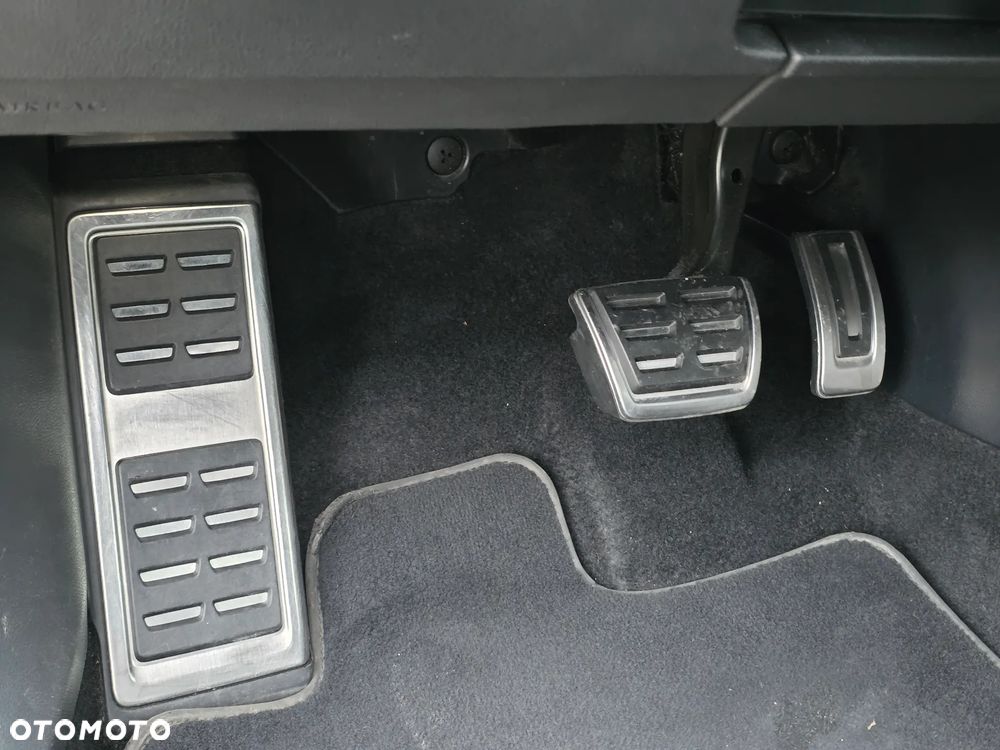 Volkswagen Arteon 2.0 TDI SCR Elegance DSG - 34