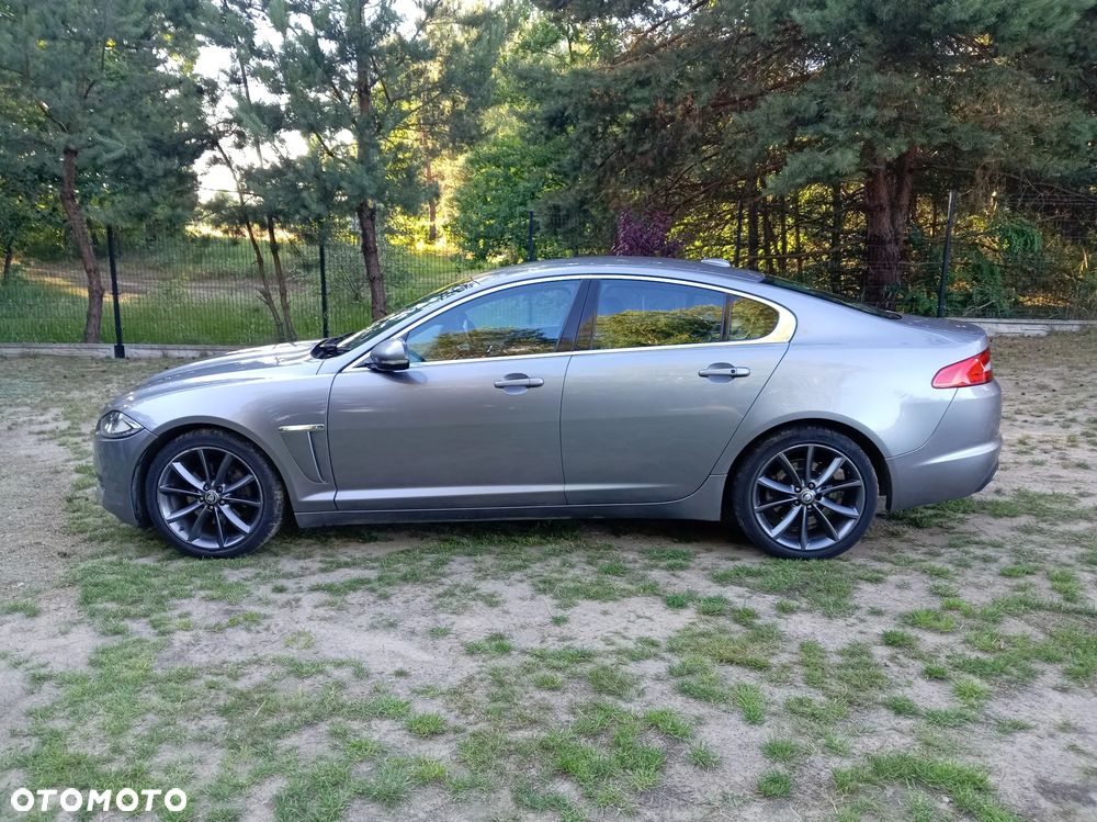 Jaguar XF 3.0 V6 D Premium Luxury - 1