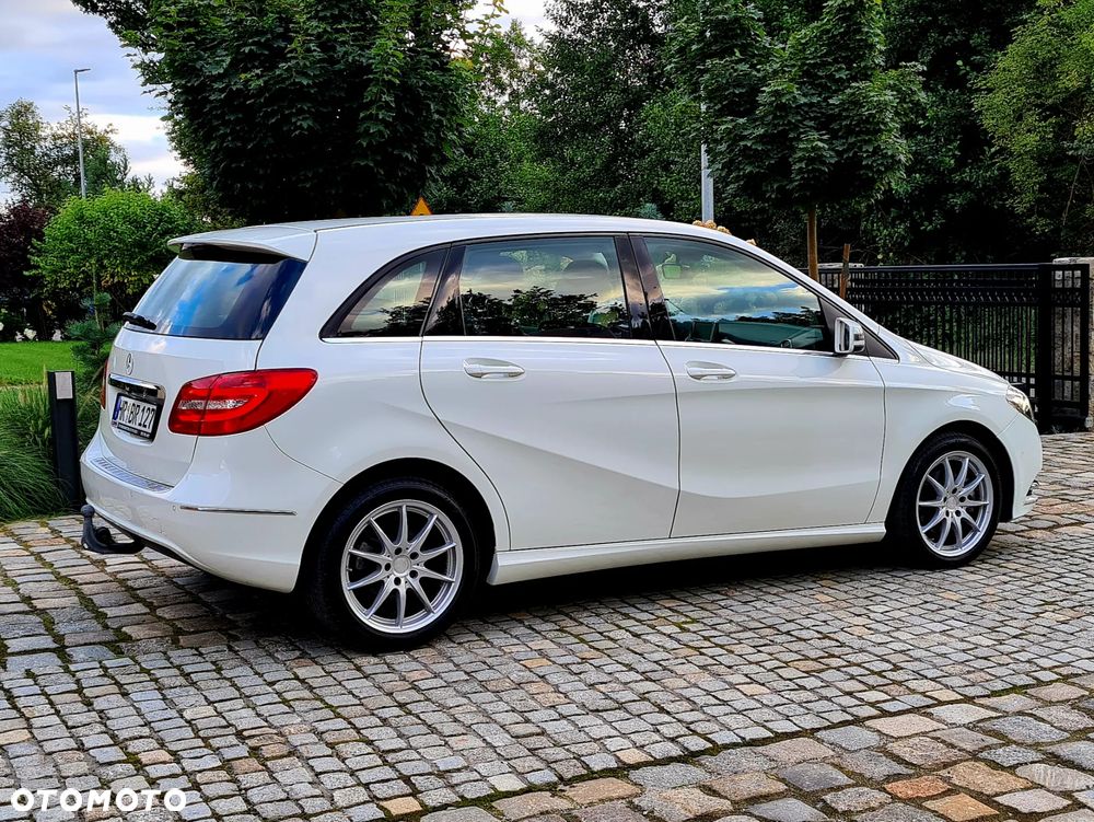 Mercedes-Benz Klasa B 200 7G-DCT AMG Line - 7