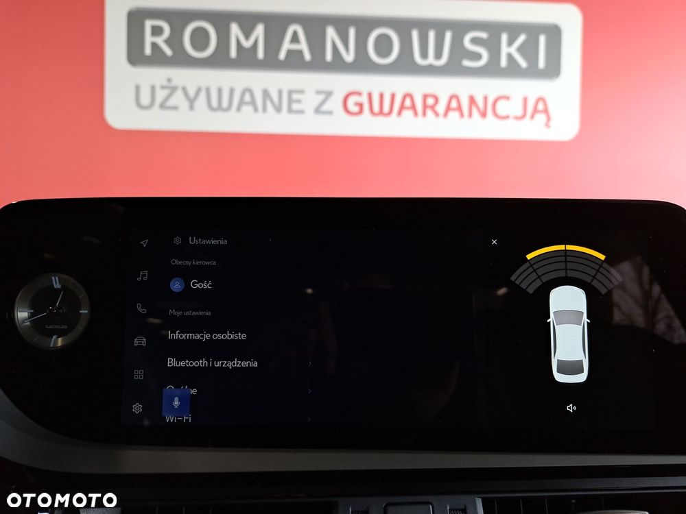 Lexus ES 300h Business Edition - 23