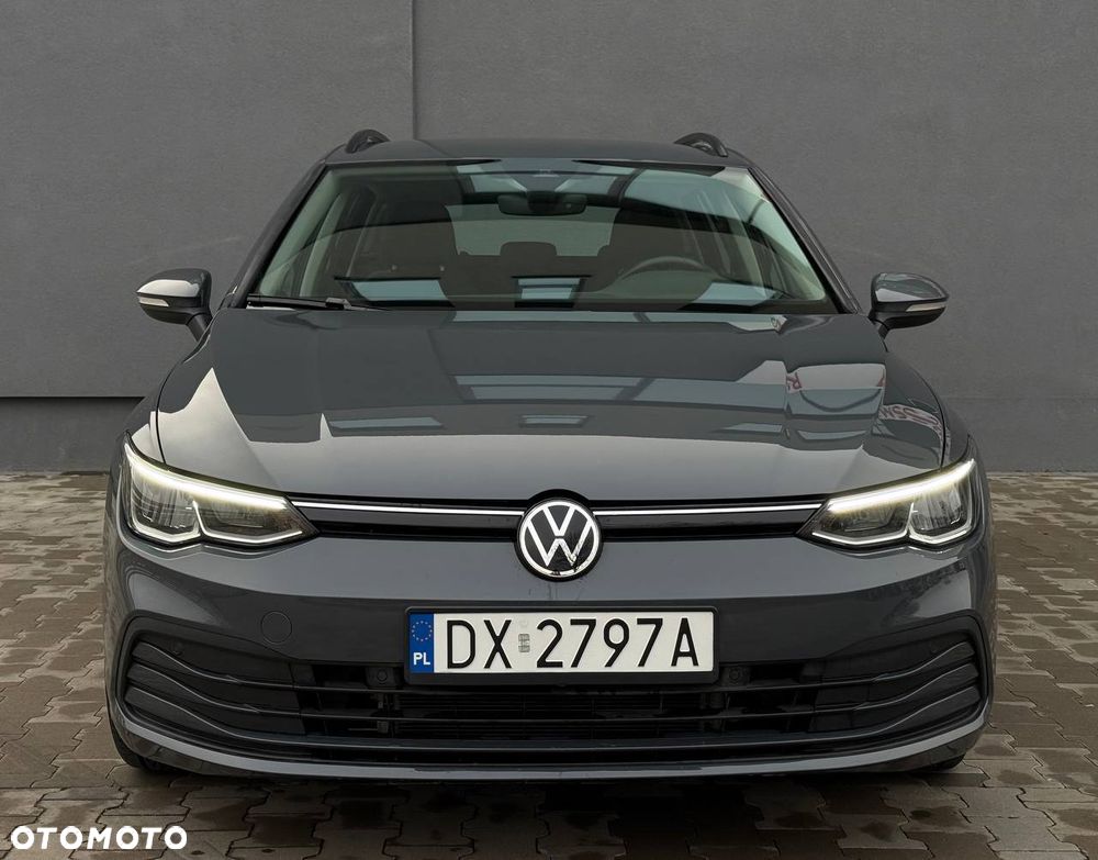 Volkswagen Golf - 1