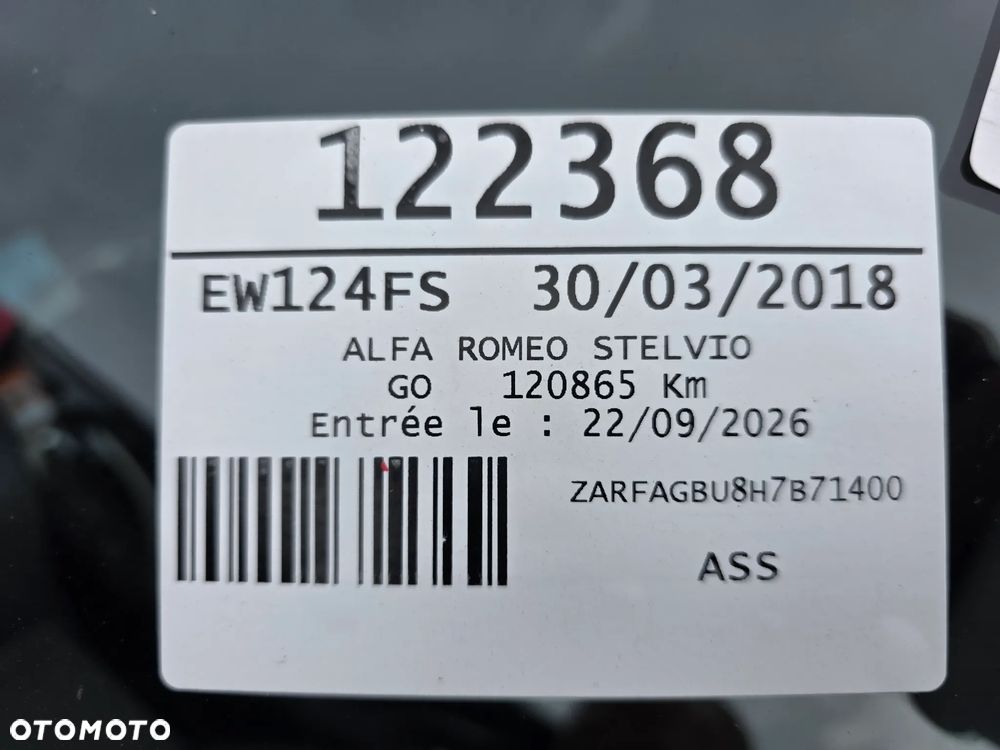Alfa Romeo Stelvio - 29
