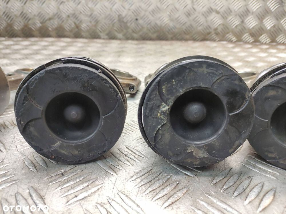 TŁOK + KORBOWÓD VOLVO S80 I  S80 I S60 XC90 V70 D5244T2 VOLVO 2.4 D5 - 5
