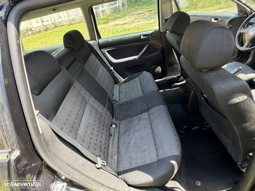VW Passat Variant 1.9 TDi Confortline - 48