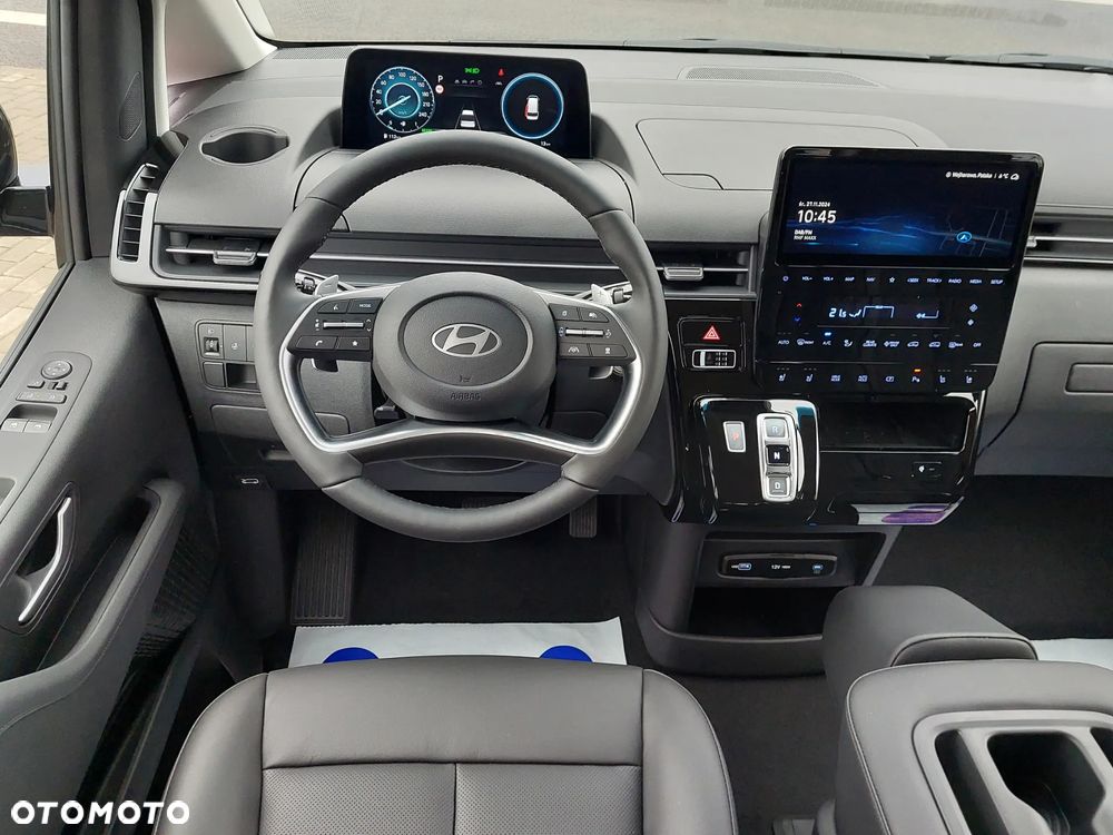 Hyundai Staria 1.6 T-GDI HEV Smart VIP - 10