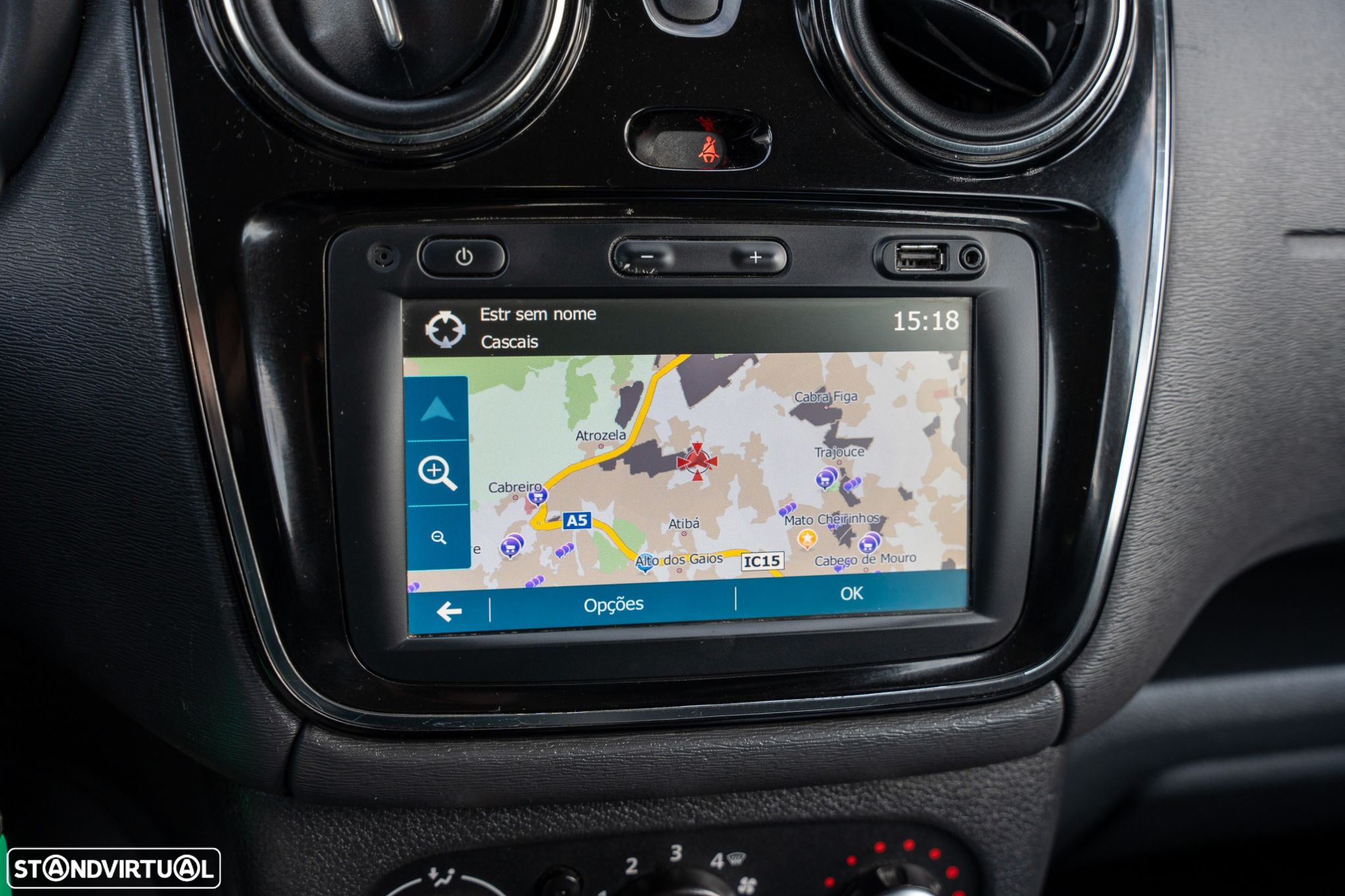 Dacia Lodgy 1.5 Blue dCi Stepway 7L - 12