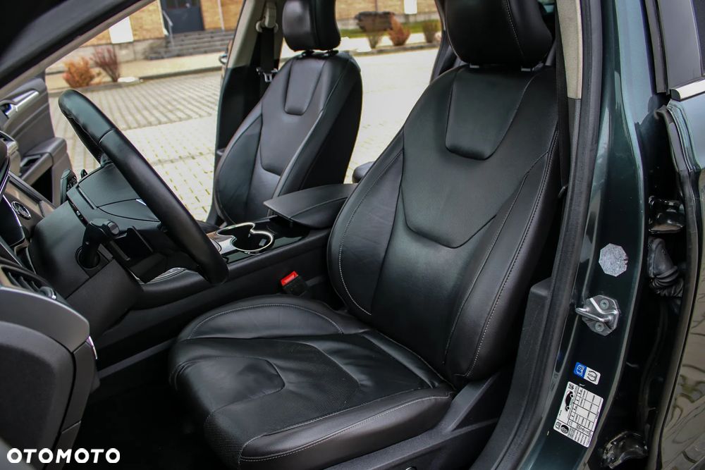 Ford Mondeo 2.0 TDCi Bi-Turbo PowerShift-Aut Titanium - 29