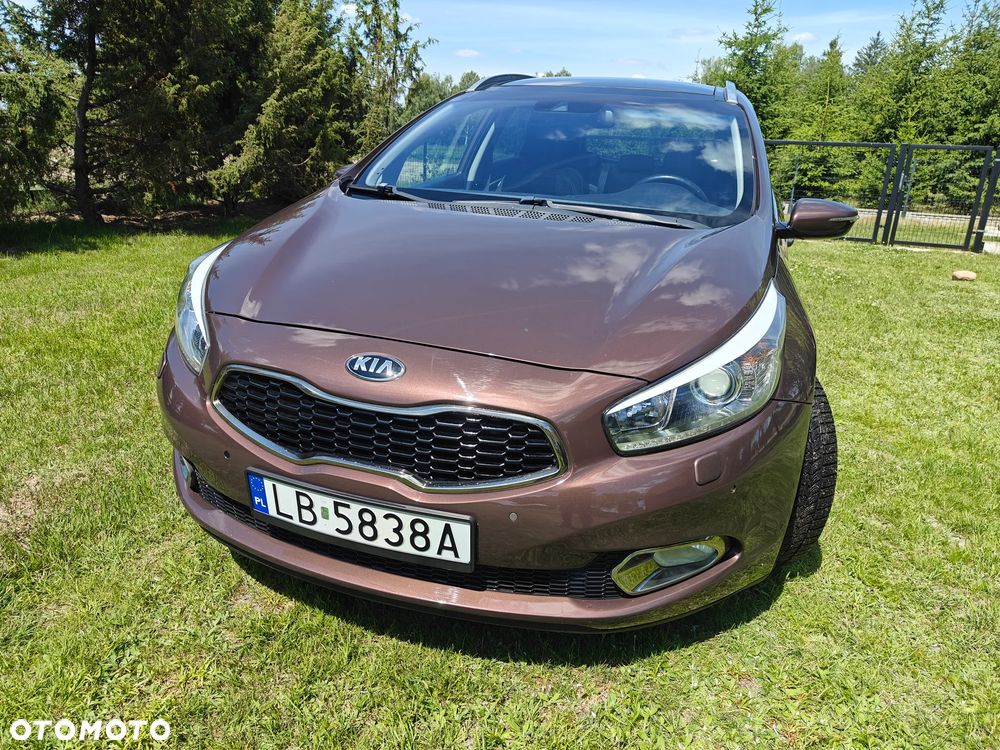 Kia Ceed - 4