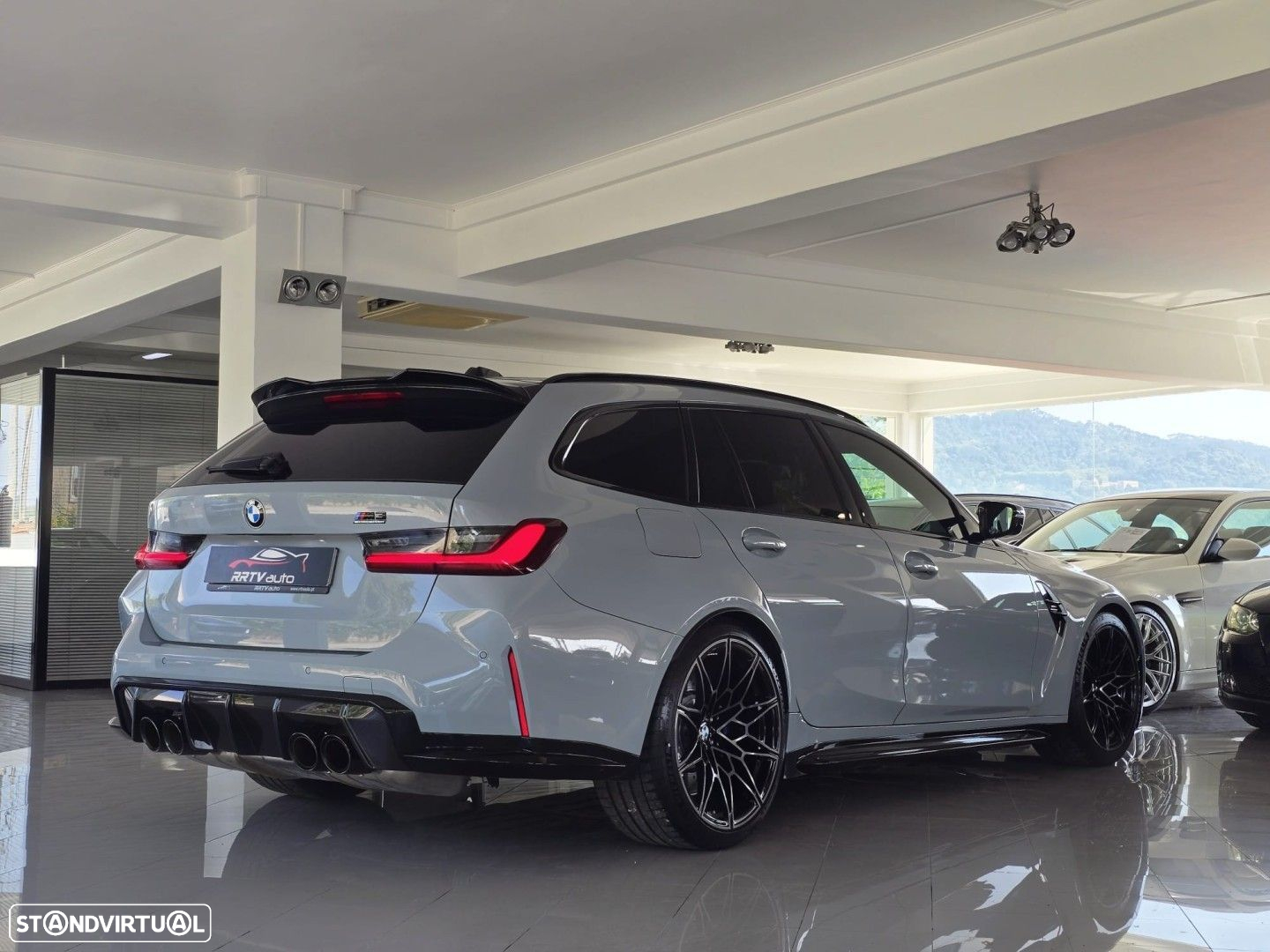 BMW M3 Competition xDrive - 4