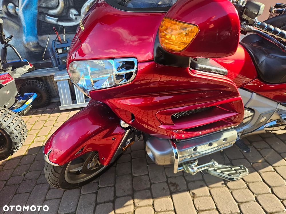 Honda GL - 5