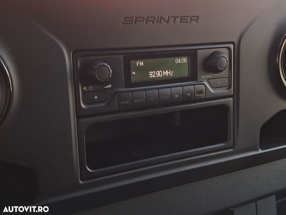 Mercedes-Benz Sprinter - 18