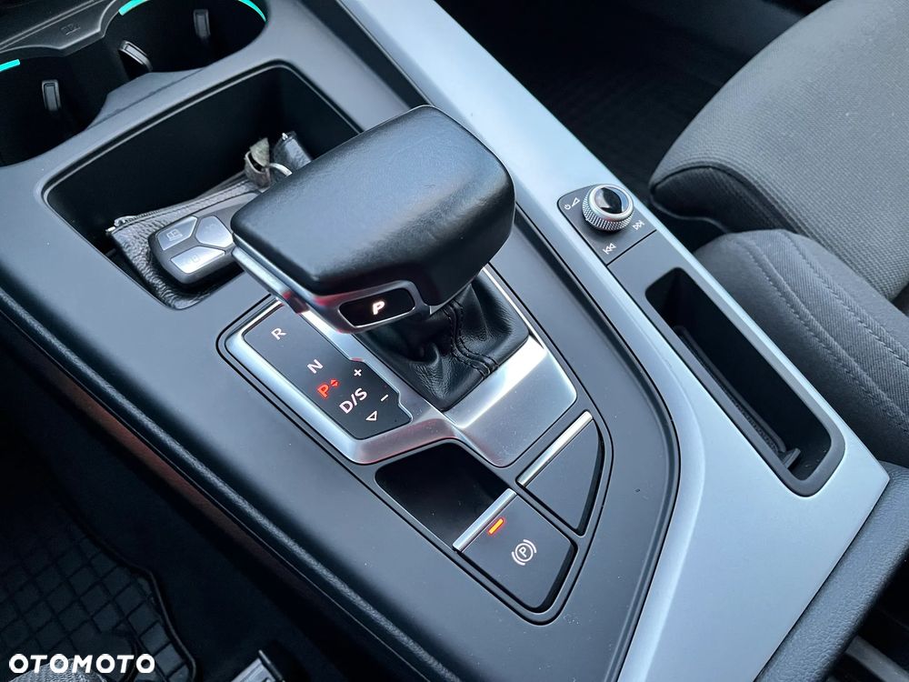 Audi A4 Avant - 16