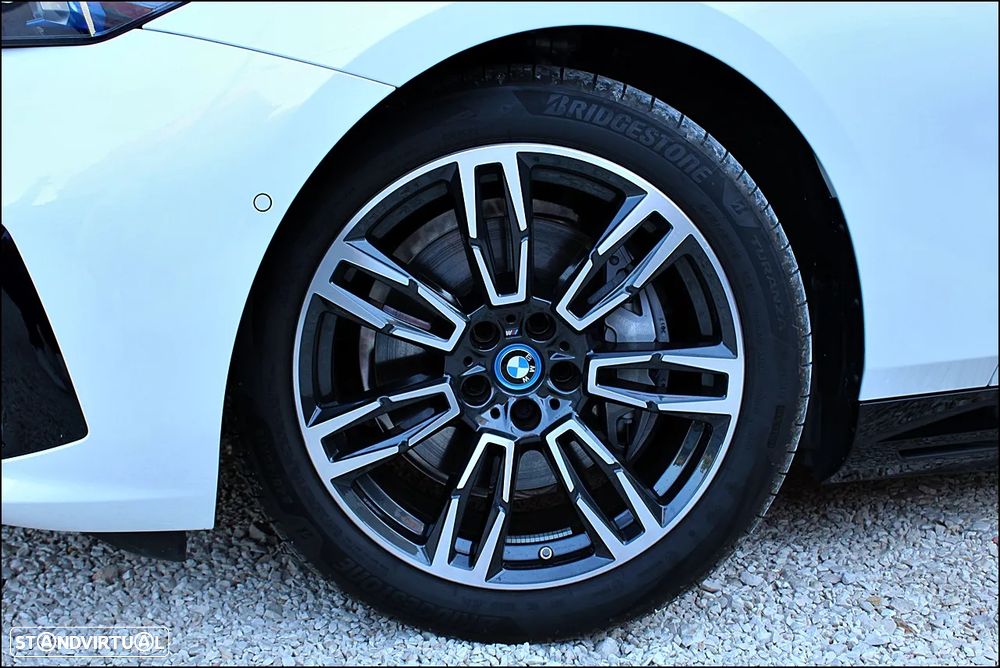 BMW i5 eDrive40 Pack Desportivo M - 6