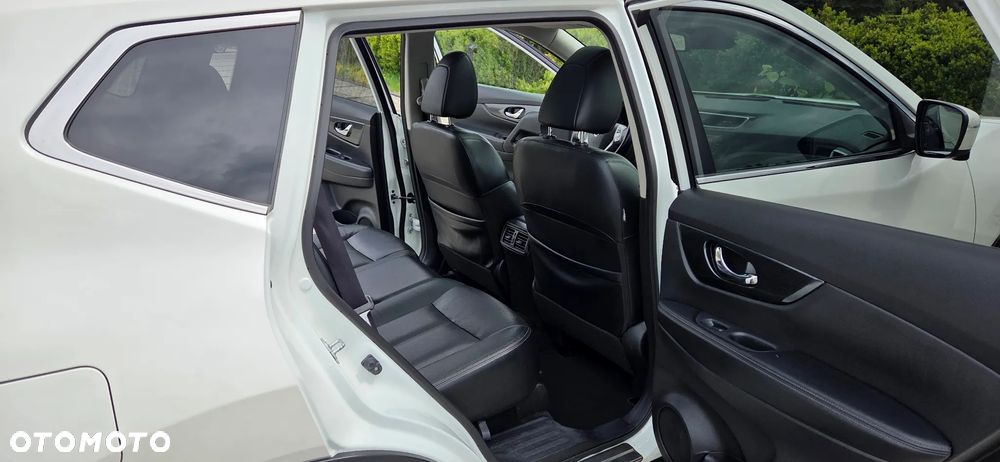 Nissan X-Trail 1.6 DIG-T Tekna - 26