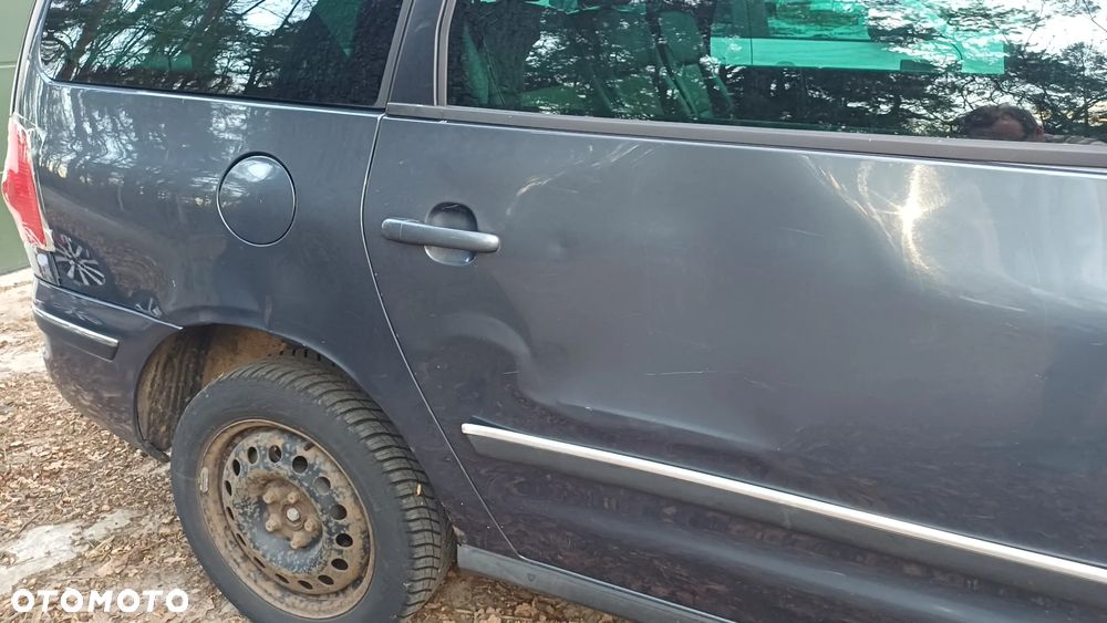 Volkswagen Sharan 1.9 TDI Basis - 18