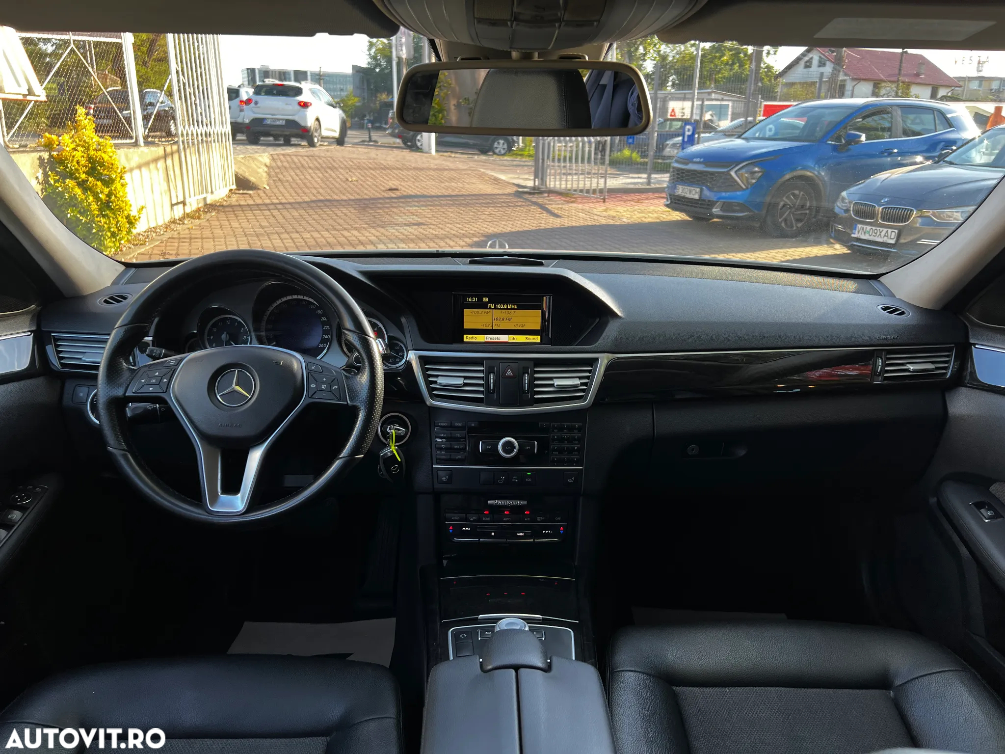 Mercedes-Benz E 250 CDI DPF BlueEFFICIENCY 7G-TRONIC Avantgarde - 4