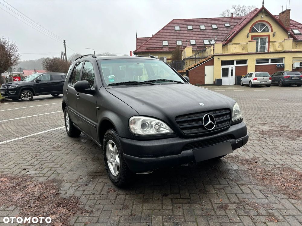 Mercedes-Benz ML - 1