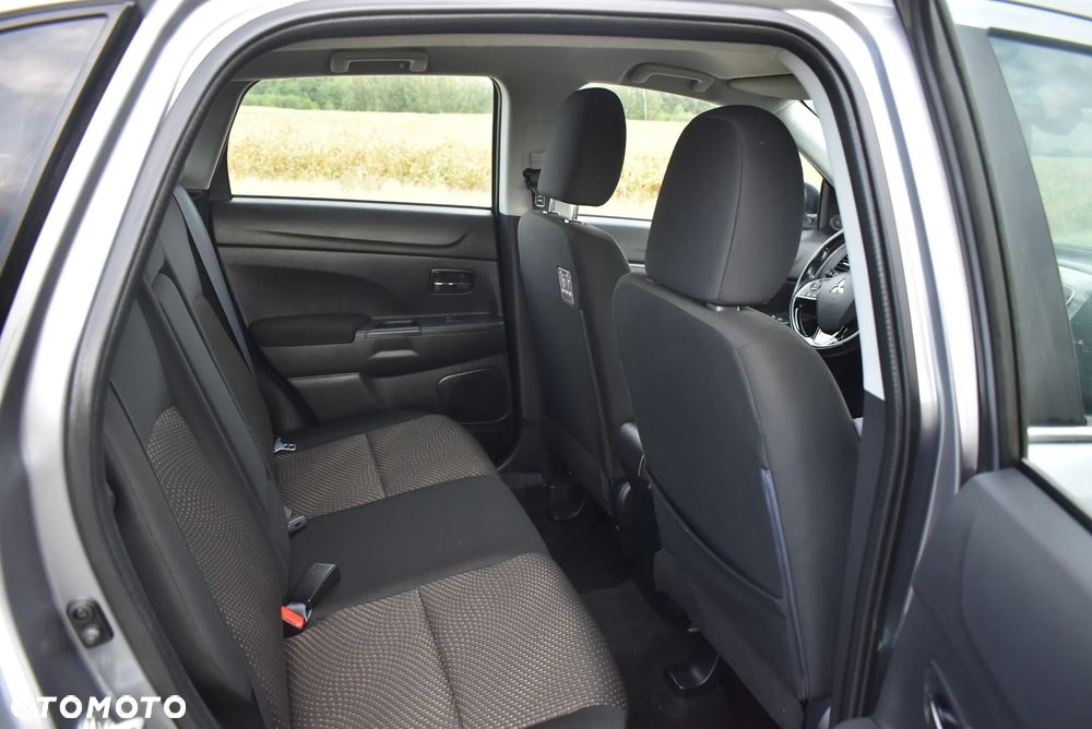 Mitsubishi ASX 1.6 Invite Navi - 34