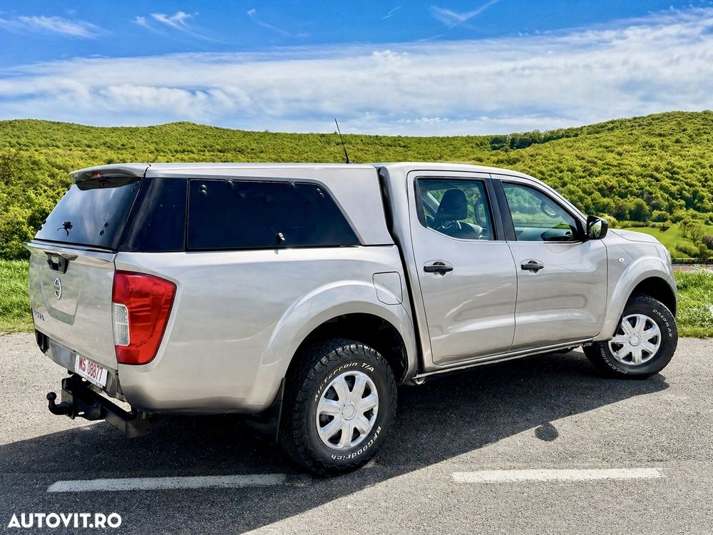 Nissan Navara Double Cab Visia - 2