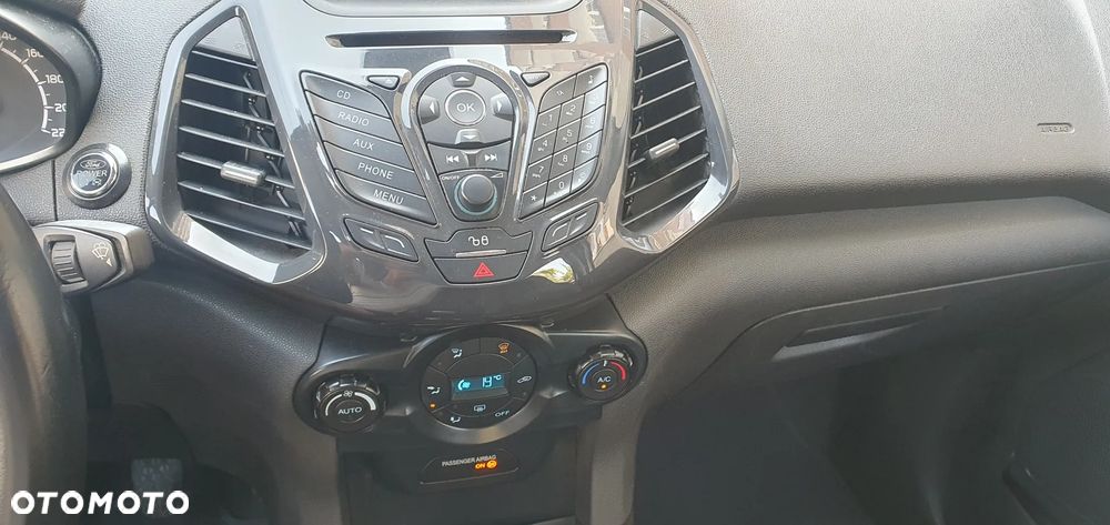 Ford EcoSport 1.5 TDCi TITANIUM - 17