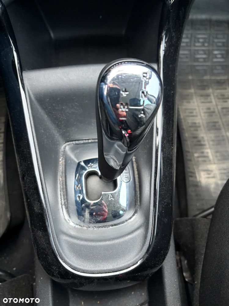 Citroën C3 1.4 VTi Exclusive MAP - 21
