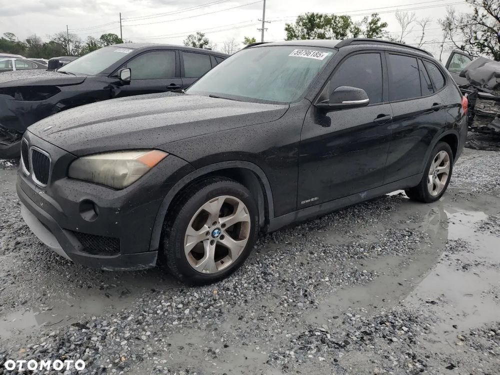 BMW X1 sDrive20i - 1