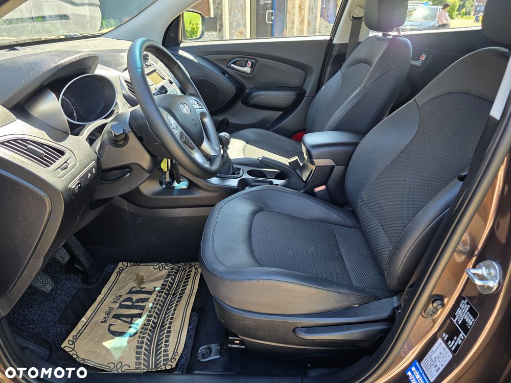 Hyundai ix35 1.6 2WD Fifa World Cup Edition - 18