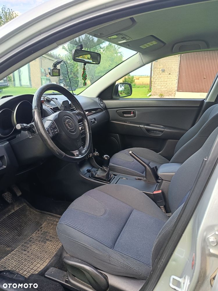 Mazda 3 - 8