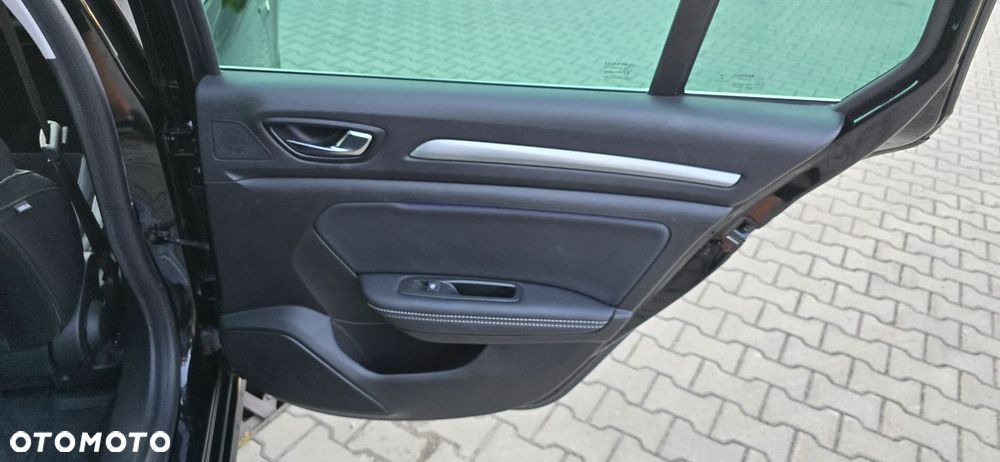 Renault Megane Grandtour TCe 140 GPF INTENS - 26