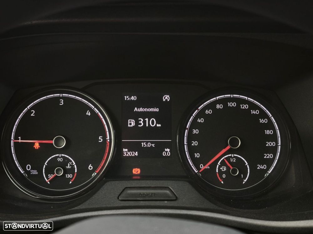 VW Transporter 2.0 TDI L2H1 - 17