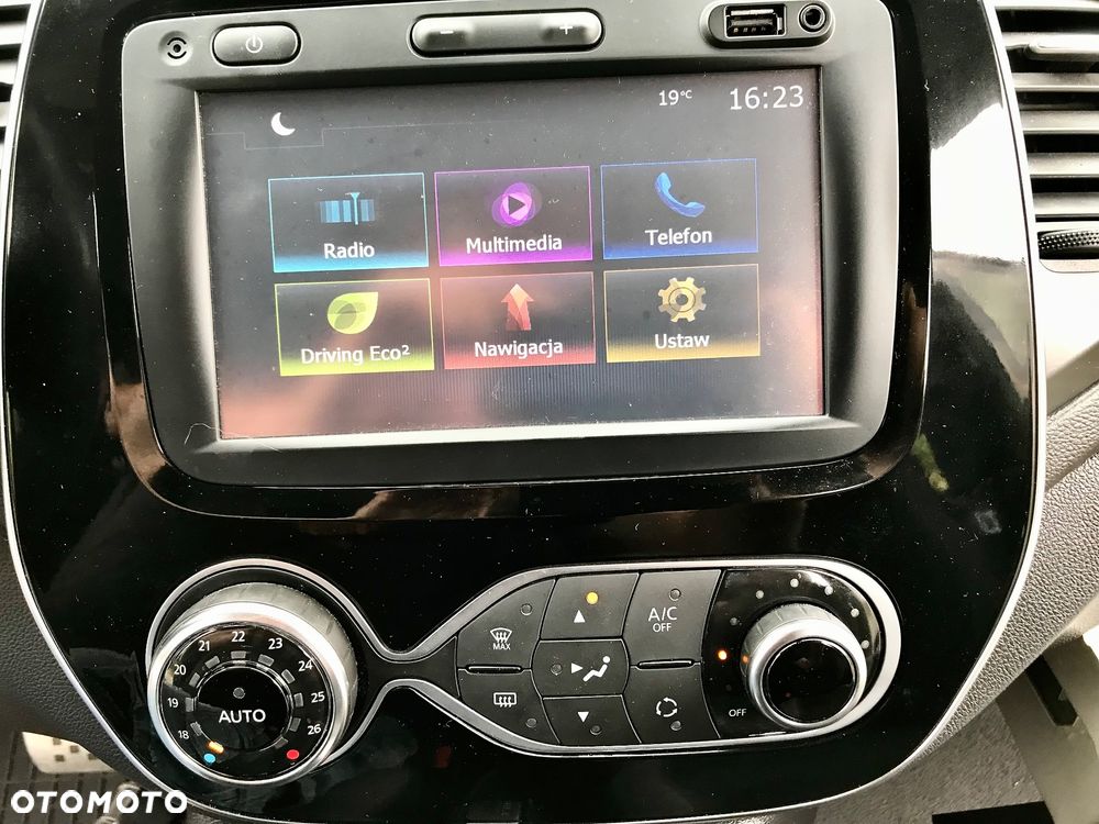 Renault Captur - 16