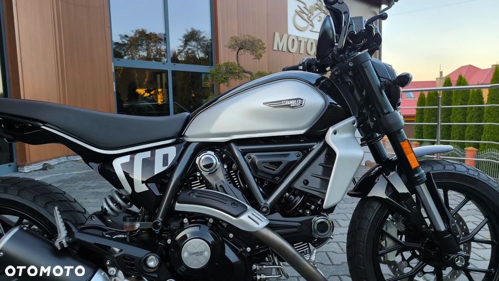 Ducati Scrambler - 18