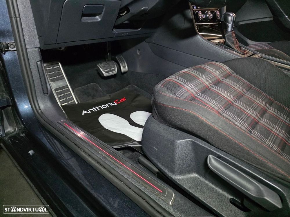 VW Golf GTI (BlueMotion ) DSG - 12