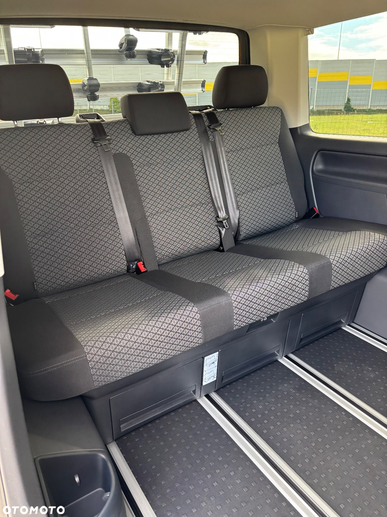 Volkswagen Multivan 6.1 2.0 TDI L1 Comfortline - 16