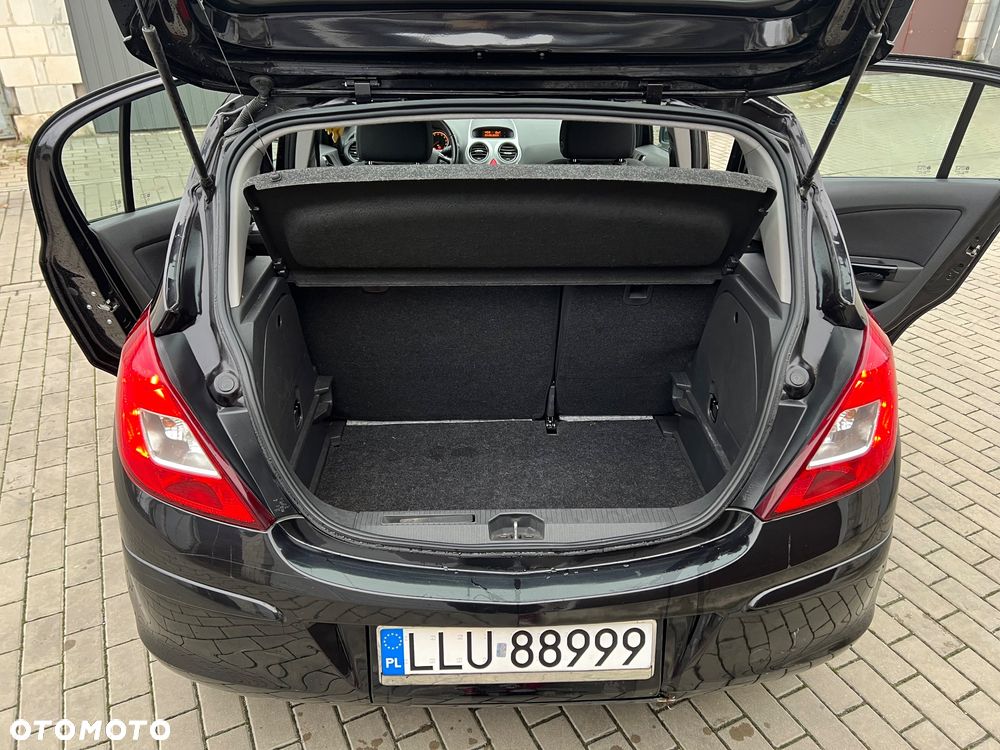 Opel Corsa 1.2 16V - 17