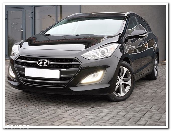 Hyundai i30 1.6 Automatik Style - 1