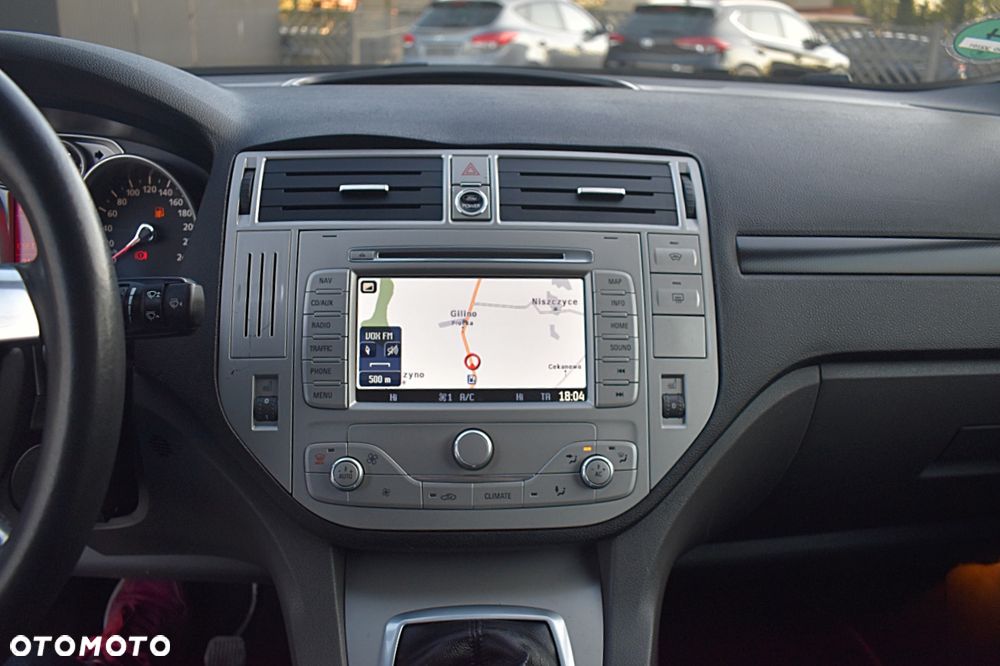 Ford Kuga 2.0 TDCi 4x4 Titanium - 37