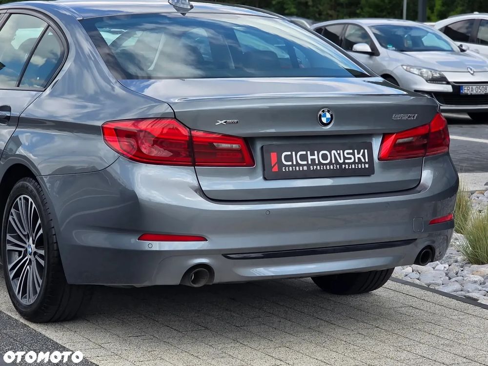 BMW Seria 5 520i GPF Sport Line sport - 11