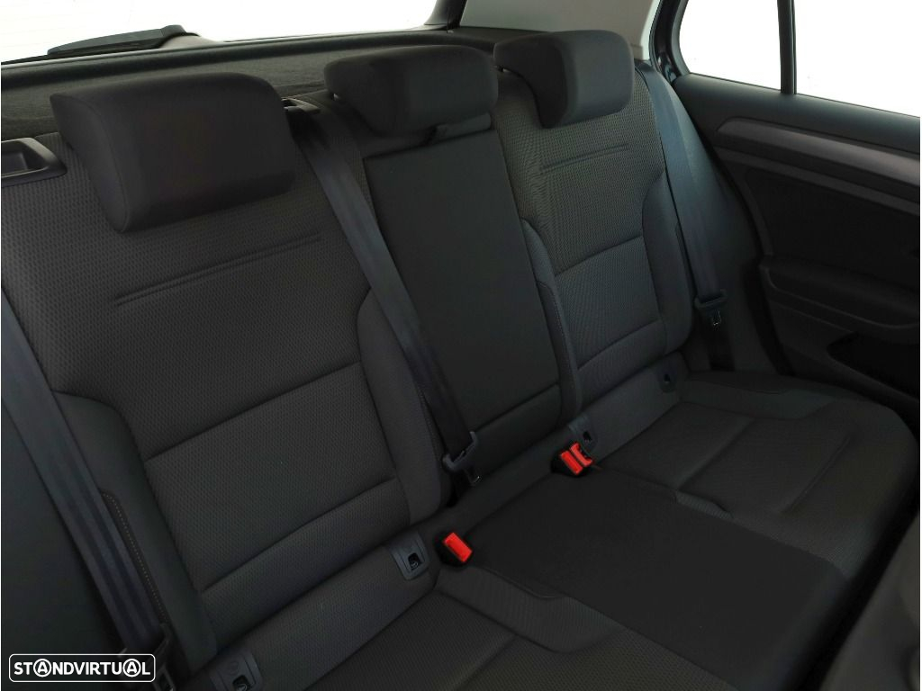VW Golf 1.6 TDI Stream - 28