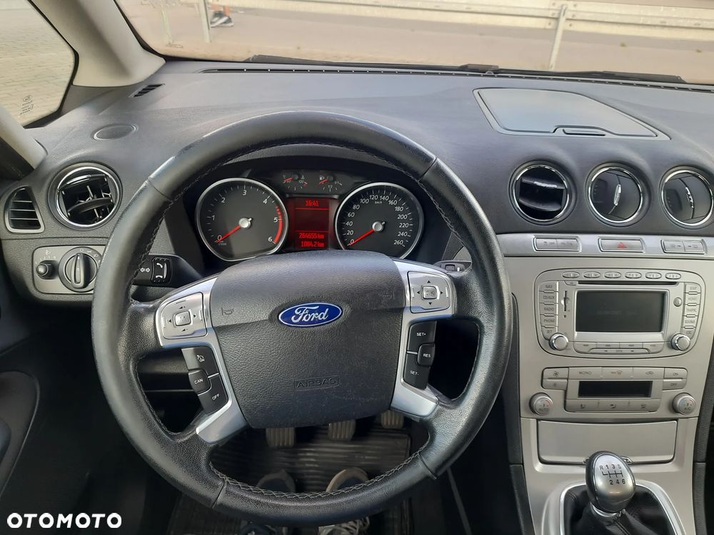 Ford Galaxy 1.8 TDCi Ghia - 2